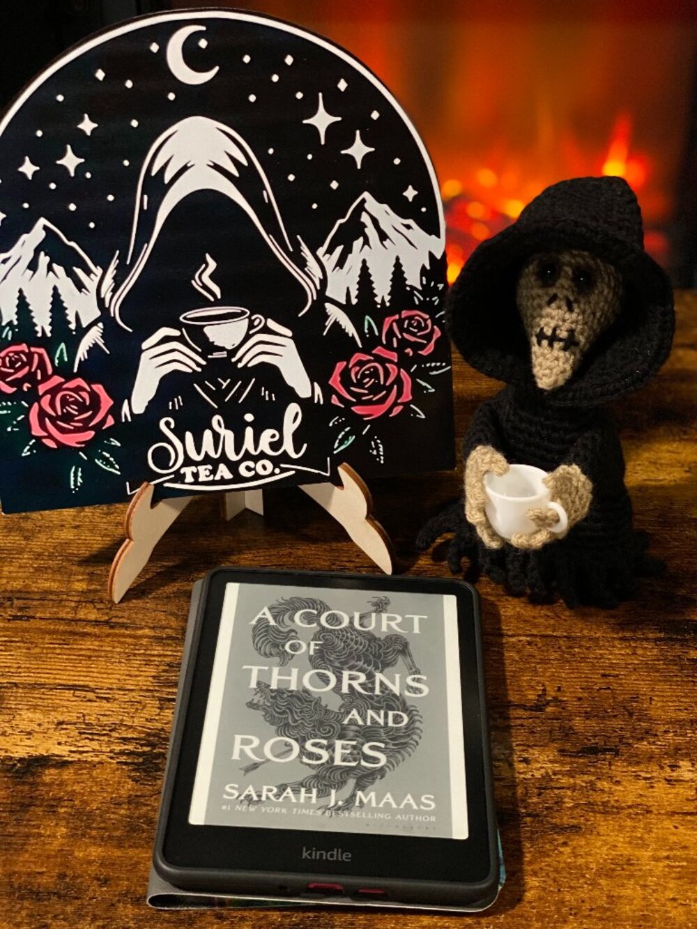 Grim Reaper Suriel Crochet Bookshelf Decoration